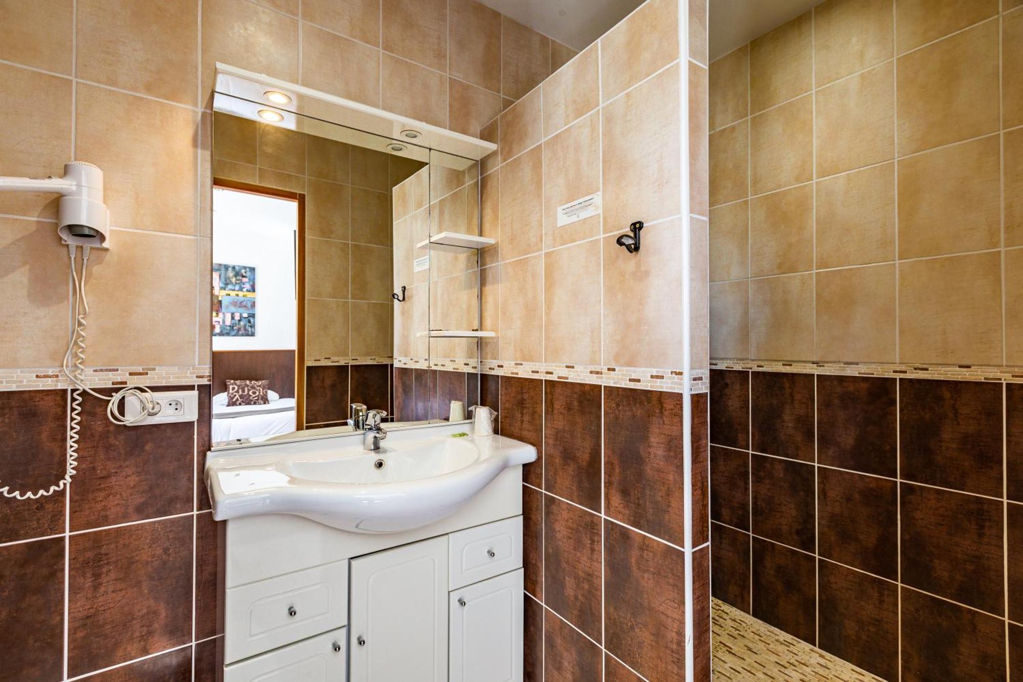 Logis Hotel L'Oliveraie Коньяк Экстерьер фото